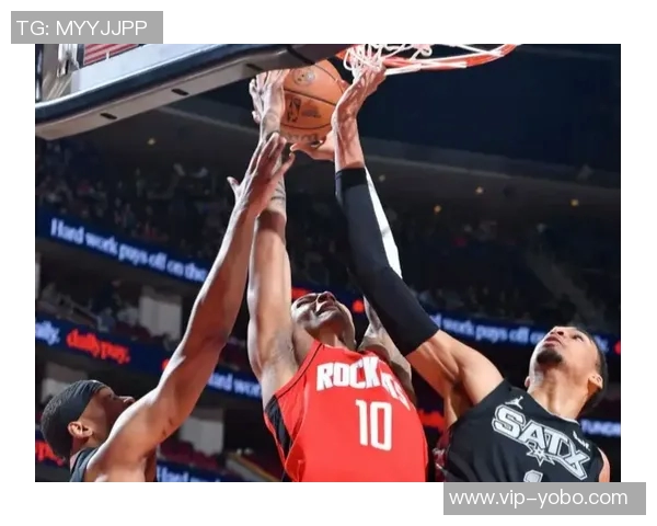 文班亚马半场三分球失准仅得8分8板2帽外线未能发威